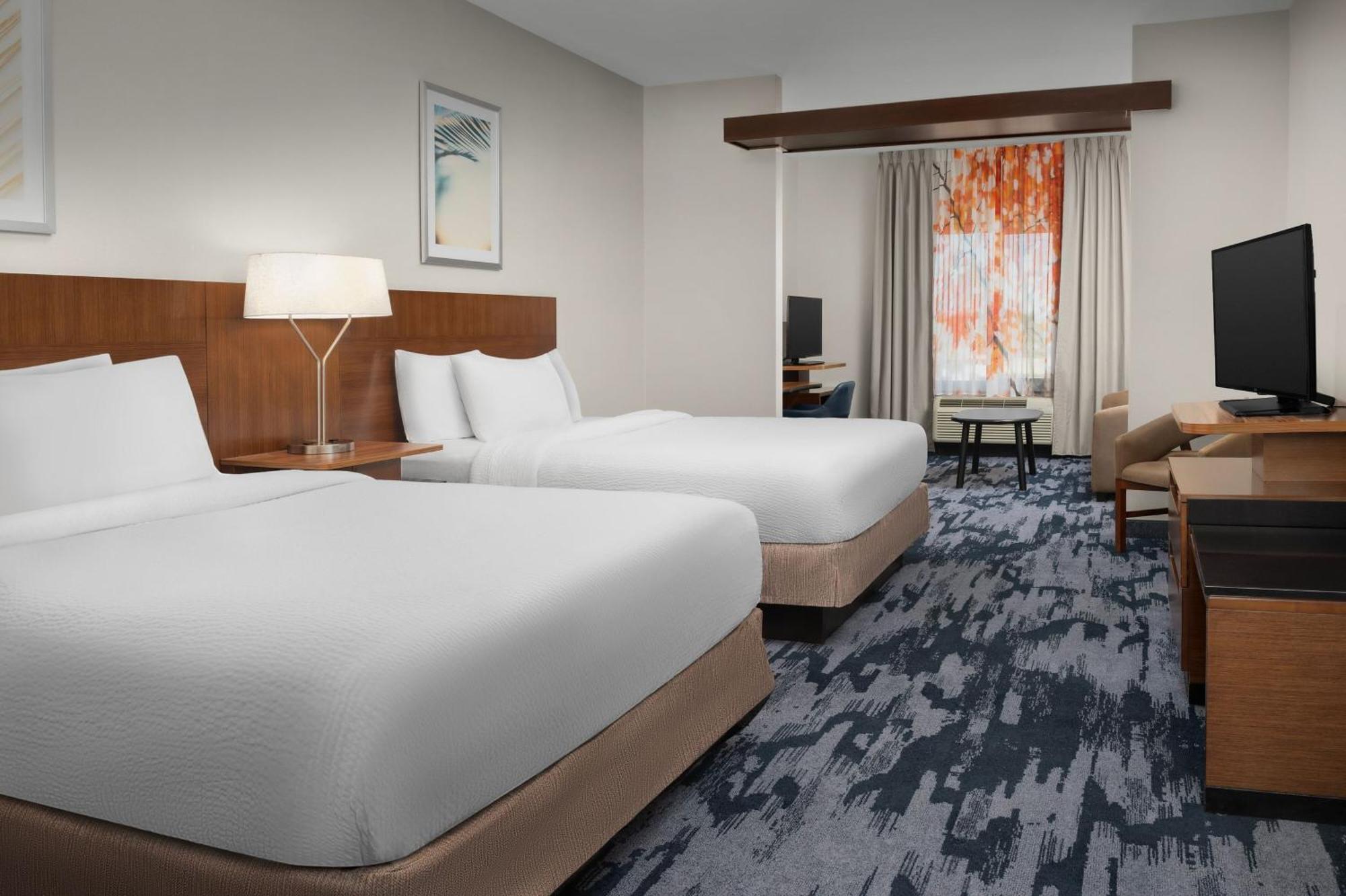 Fairfield Inn & Suites By Marriott Panama City Beach Upper Grand Lagoon Екстер'єр фото