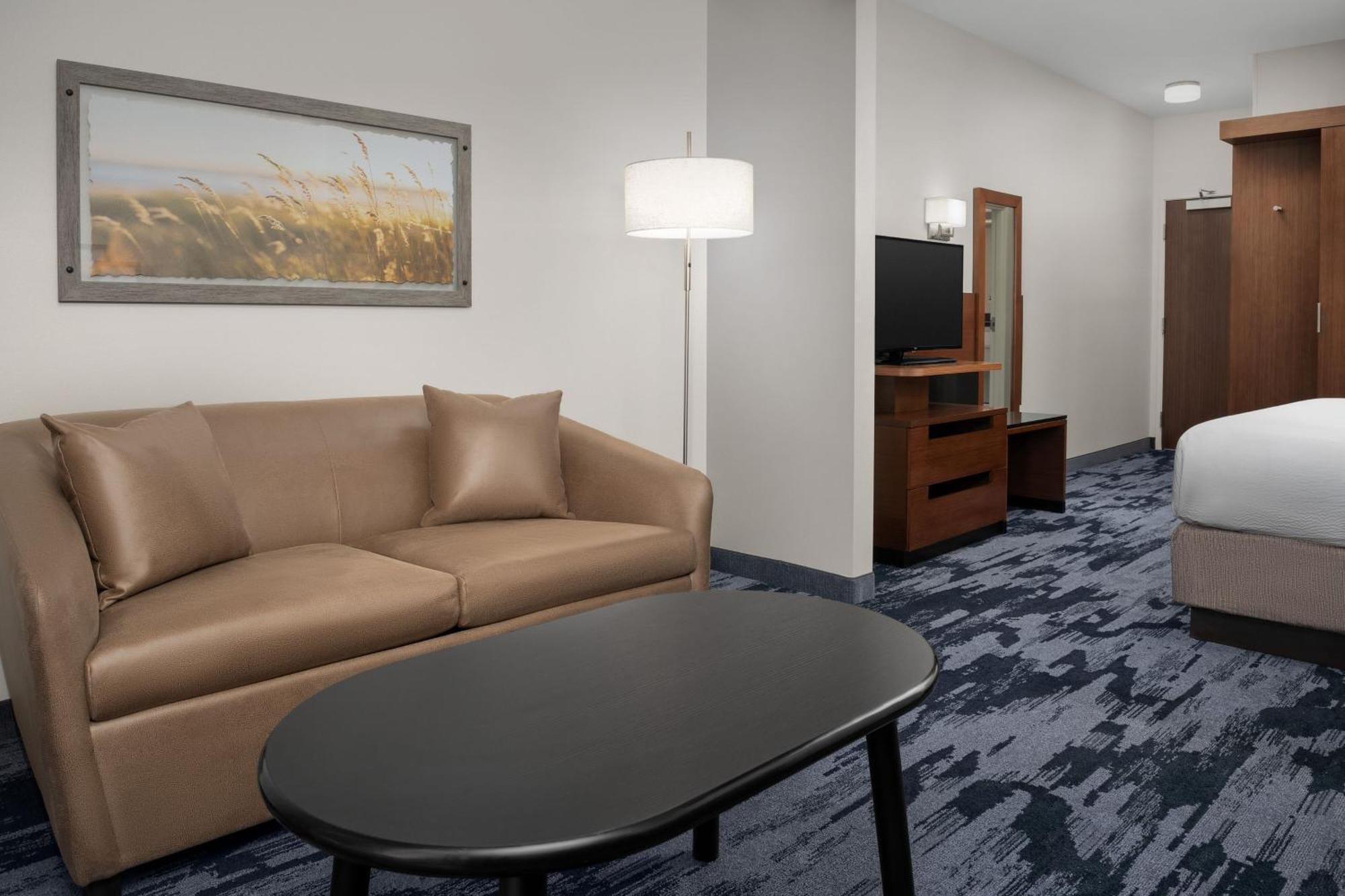 Fairfield Inn & Suites By Marriott Panama City Beach Upper Grand Lagoon Екстер'єр фото