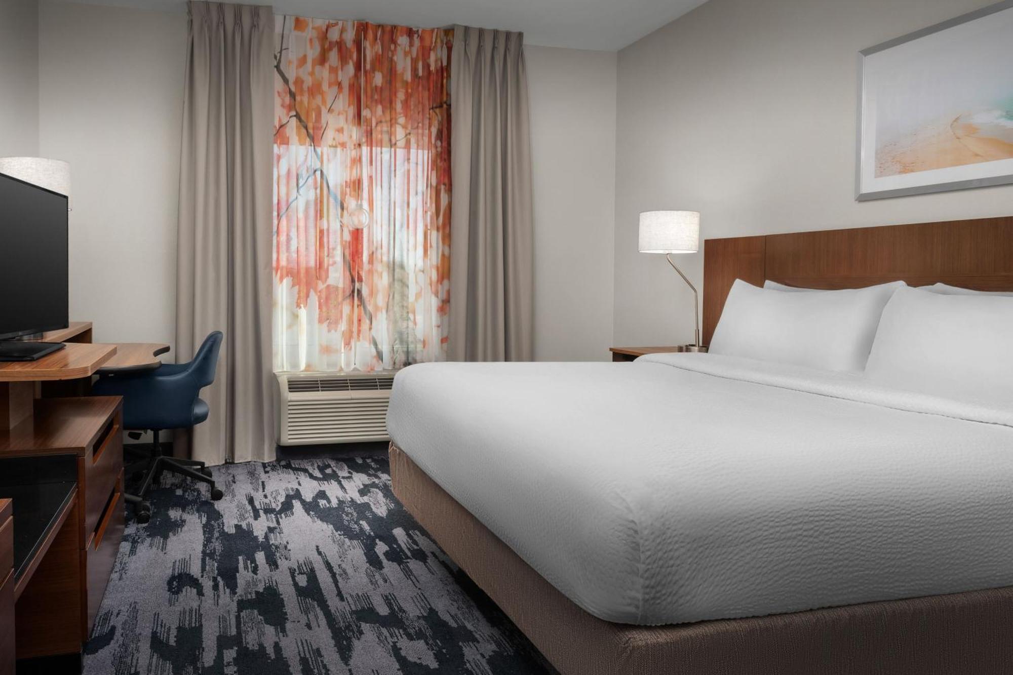 Fairfield Inn & Suites By Marriott Panama City Beach Upper Grand Lagoon Екстер'єр фото