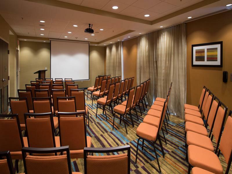 Fairfield Inn & Suites By Marriott Panama City Beach Upper Grand Lagoon Екстер'єр фото