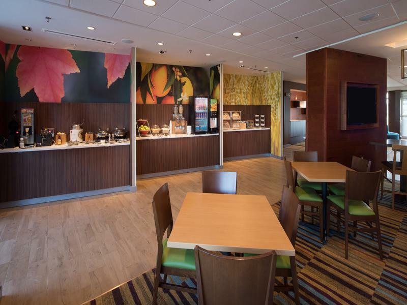 Fairfield Inn & Suites By Marriott Panama City Beach Upper Grand Lagoon Екстер'єр фото